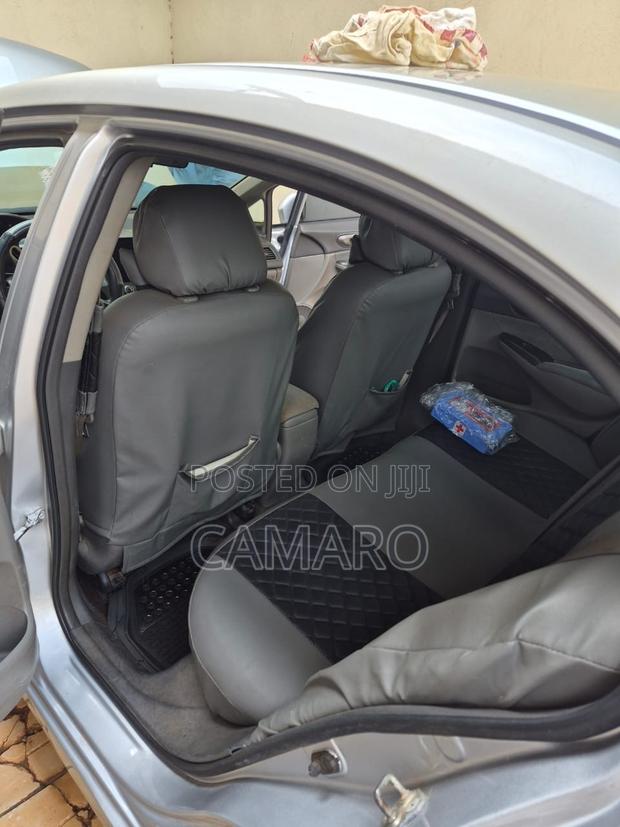 Honda Civic 1.8i VTEC 2009 Silver
