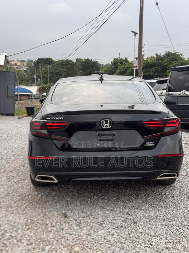 Honda Accord Touring 2.0T 2020 Black