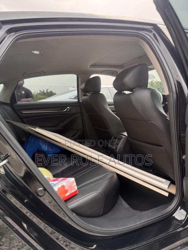 Honda Accord Touring 2.0T 2020 Black