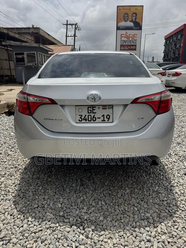 Toyota Corolla 2015 Silver