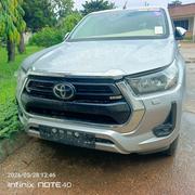 Toyota Hilux 2021 Silver for sale