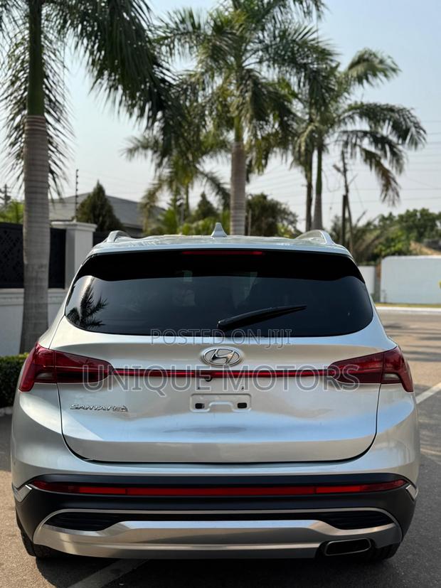 Hyundai Santa Fe 2021 Silver