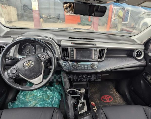 Toyota RAV4 2018