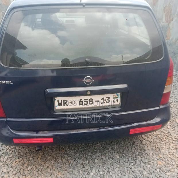 Opel Astra 2001 Black