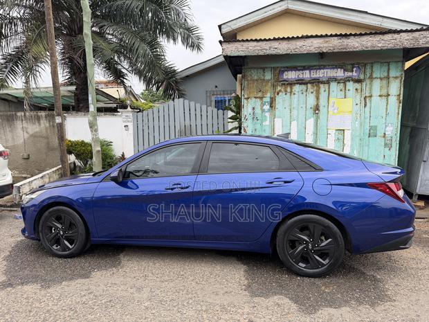 Hyundai Elantra SEL 2021 Blue