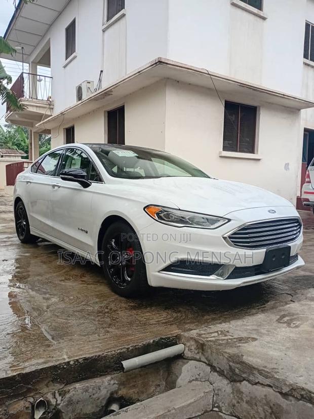 Ford Fusion 2018 White