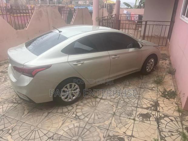 Hyundai Accent 2019 Gray