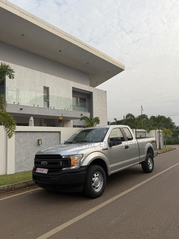 Ford F-150 XL 4x4 SuperCab Styleside 6.5 ft. box 145 in. WB 2019 Silver