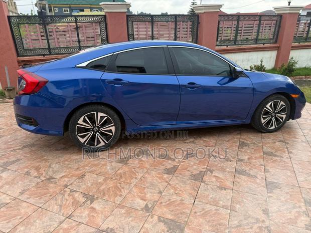 Honda Civic EX Sedan 2018 Blue