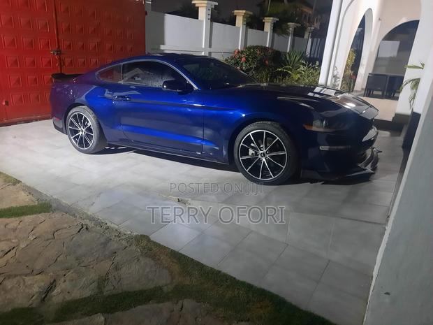 Ford Mustang EcoBoost Premium Fastback 2020 Blue