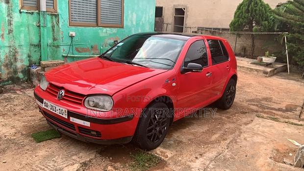 Volkswagen Golf 2002 Red