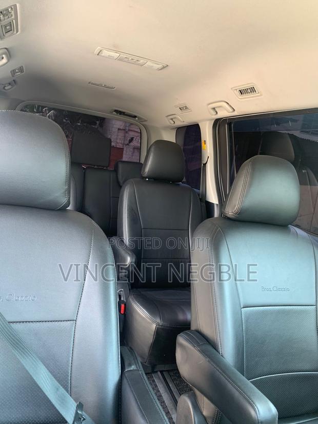Toyota Voxy ZS 2WD 7-Seater 2013 White