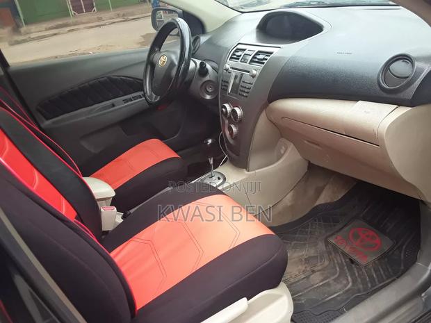 Toyota Belta 2010 Black