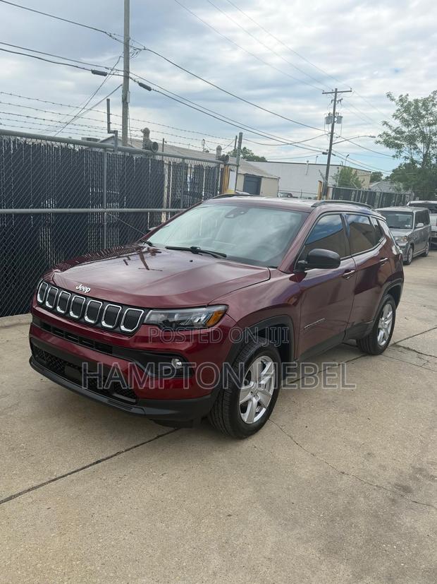 Jeep Compass Latitude 2022 Red