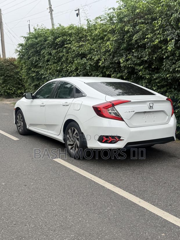 Honda Civic EX 4dr Sedan (2.0L 4cyl) 2017 White