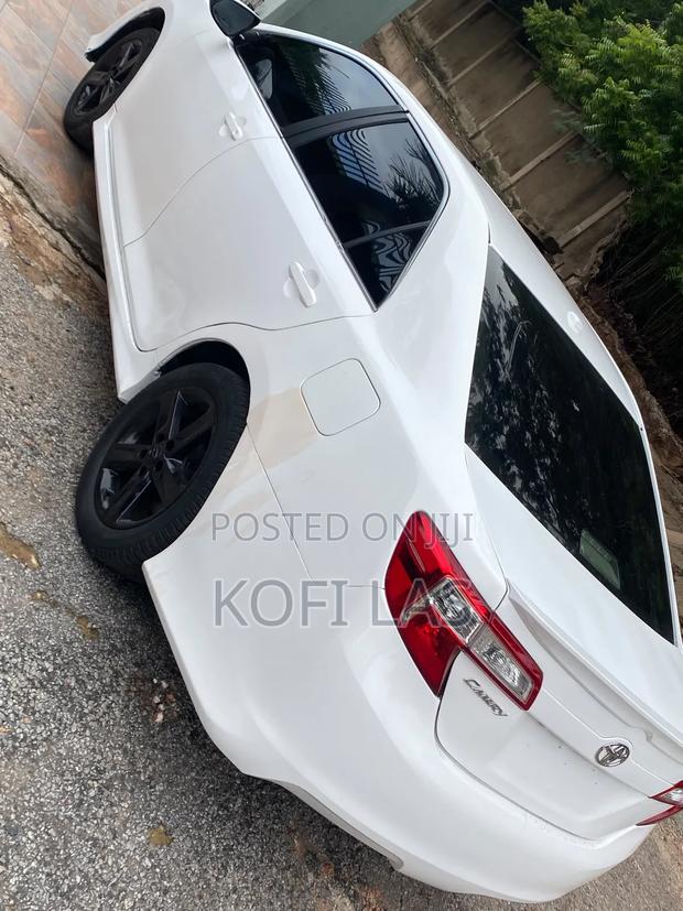 Toyota Camry 2014 White