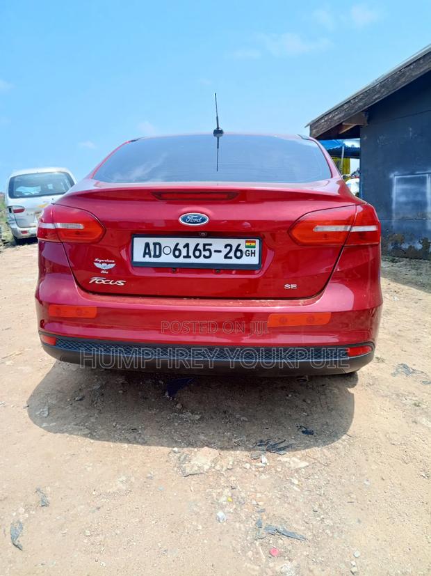Ford Focus 2017 Red