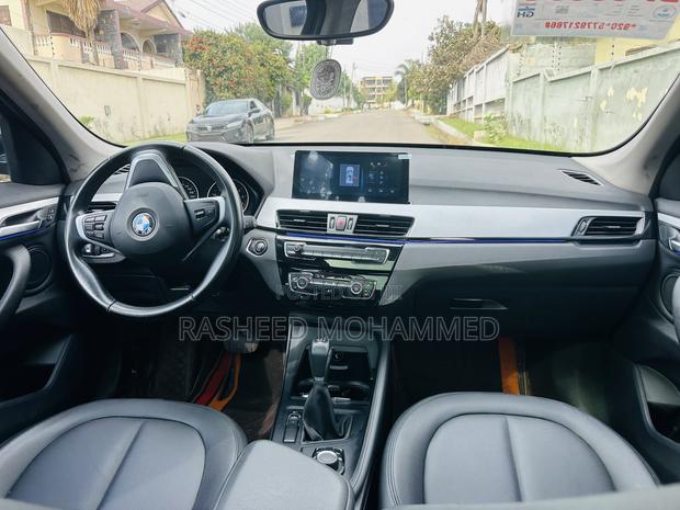 BMW X1 xDrive28i AWD 2018 Brown