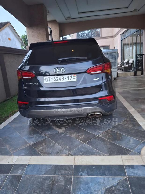 Hyundai Santa Fe 2017 Black