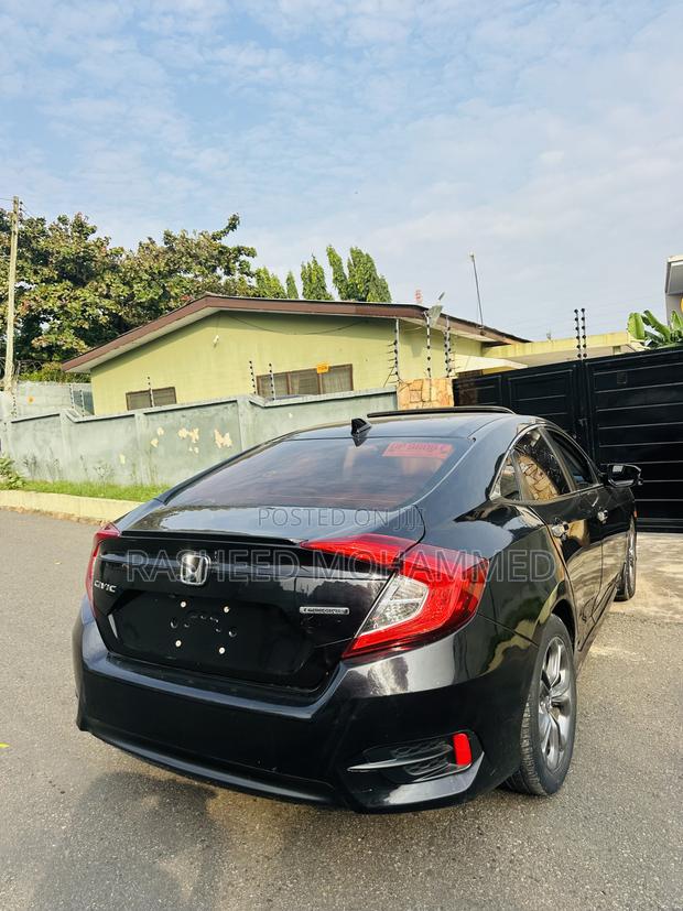 Honda Civic Touring 4dr Sedan (1.5L 4cyl) 2016 Black