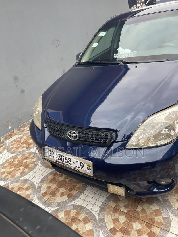 Toyota Matrix Hatchback AWD (1.8L 4cyl 4A) 2006 Blue