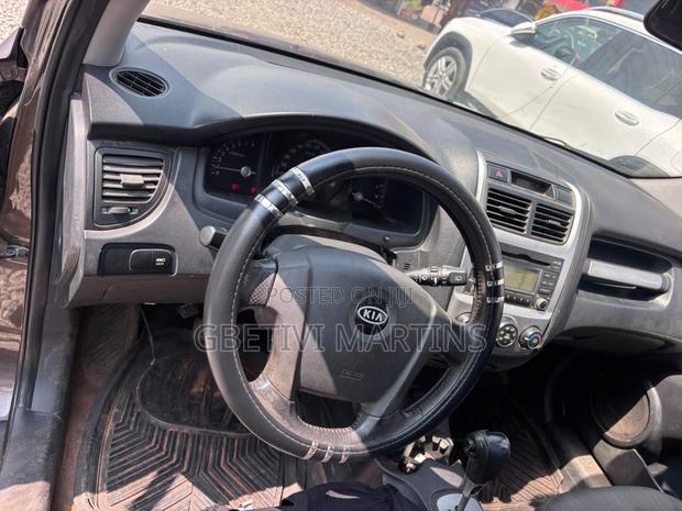 Kia Sportage 2009 Brown