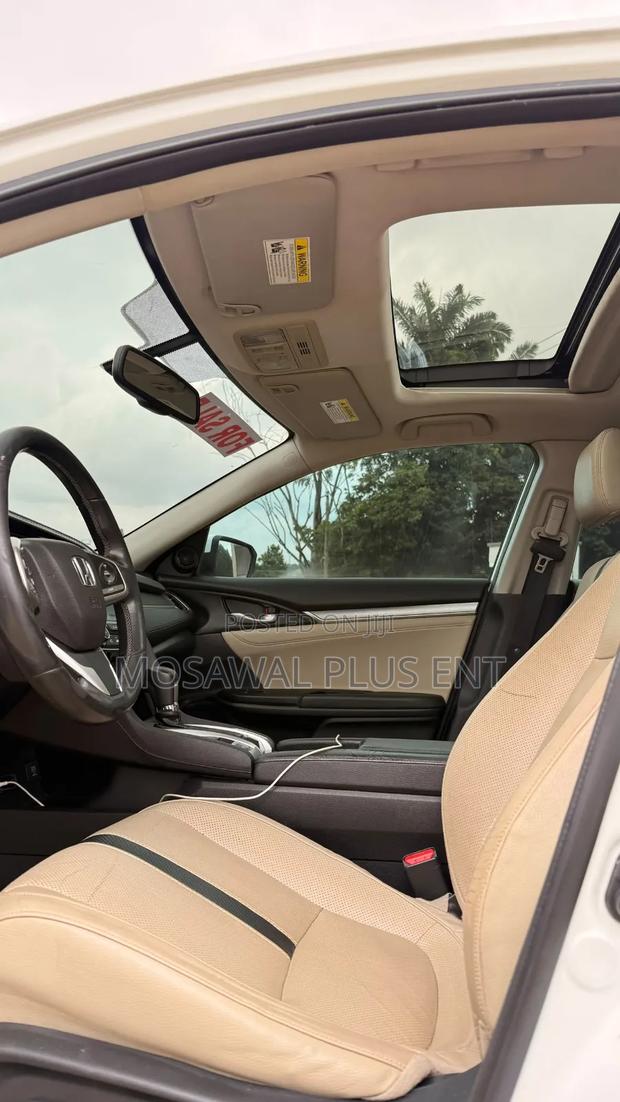 Honda Civic EX Sedan 2018 White