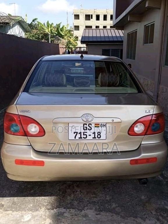 Toyota Corolla 1.4 VVT-i Limousine 2006 Gold