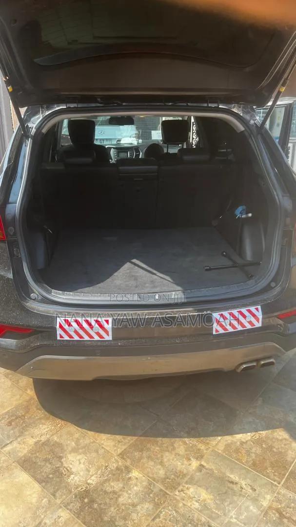 Hyundai Santa Fe 2017 Black