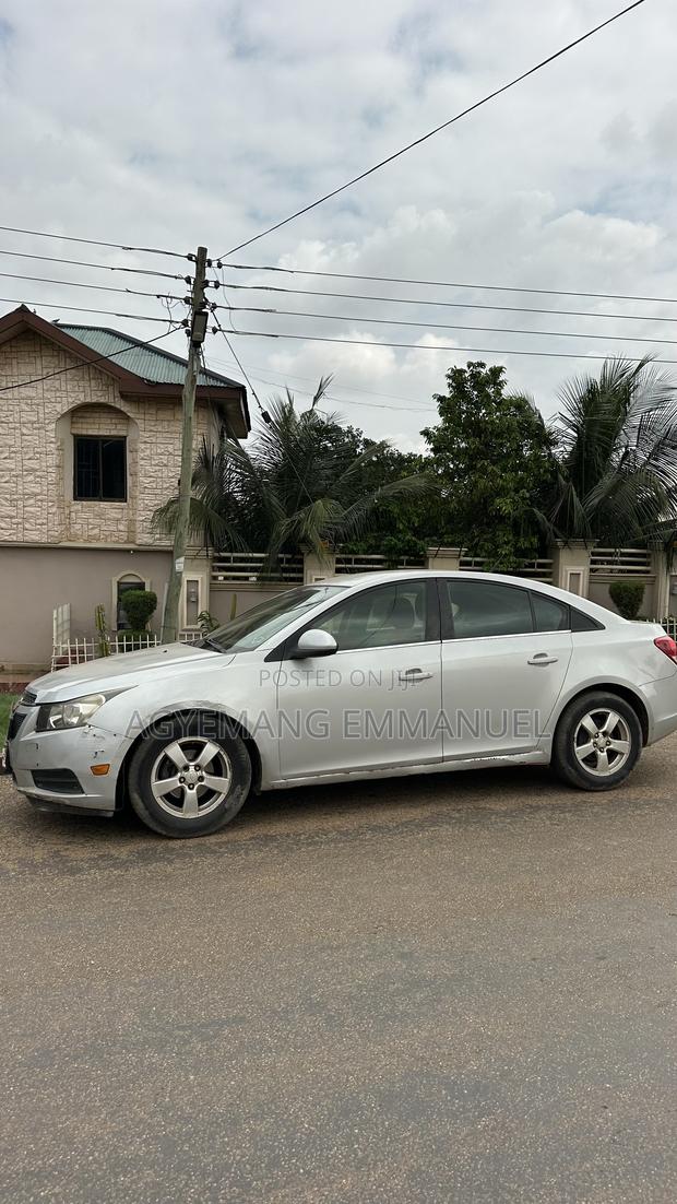 Chevrolet Cruze 2LT 2012 Silver