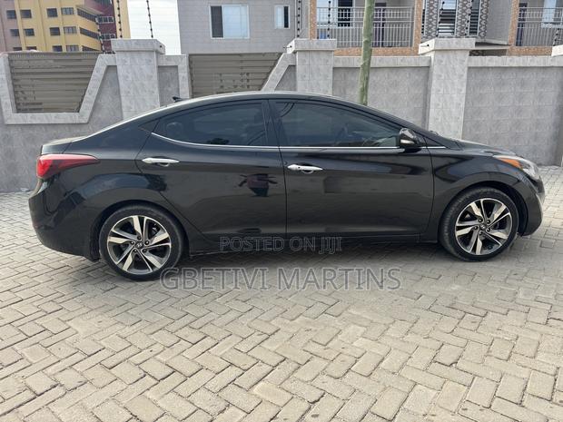 Hyundai Elantra 2015 Black