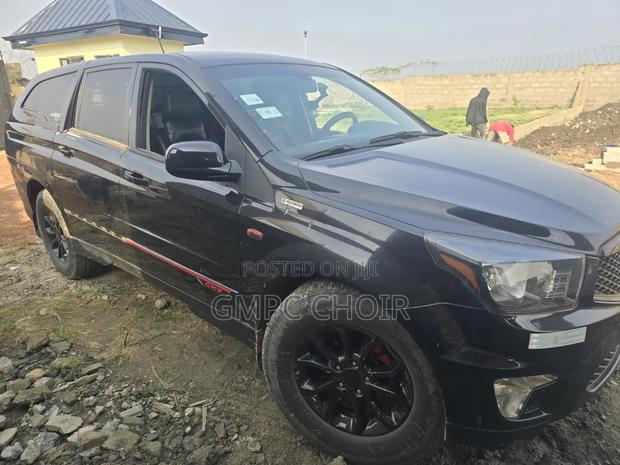 SsangYong Korando 2014 Black