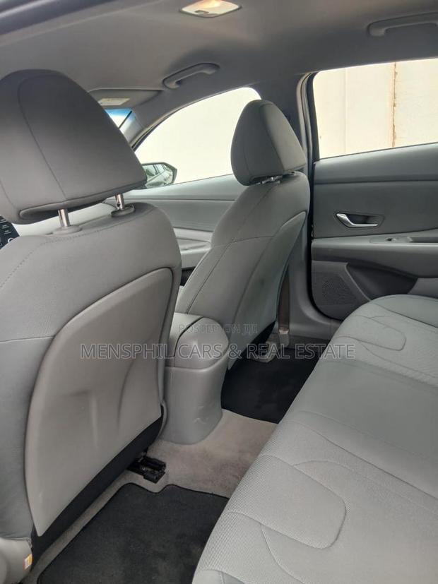 Hyundai Elantra 2023 Black