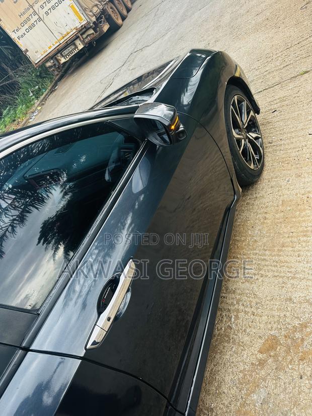 Honda Civic Touring Sedan 2019 Gray