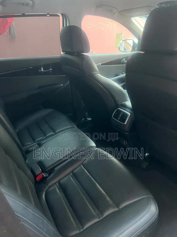 Kia Sorento 2017 Silver