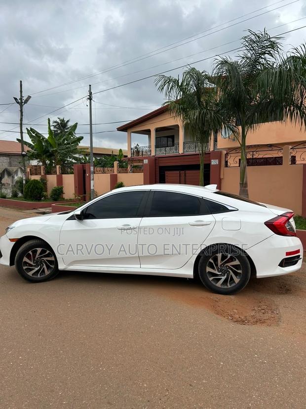 Honda Civic EX 4dr Sedan (2.0L 4cyl) 2017 White