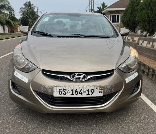 Hyundai Elantra 2013 Gray