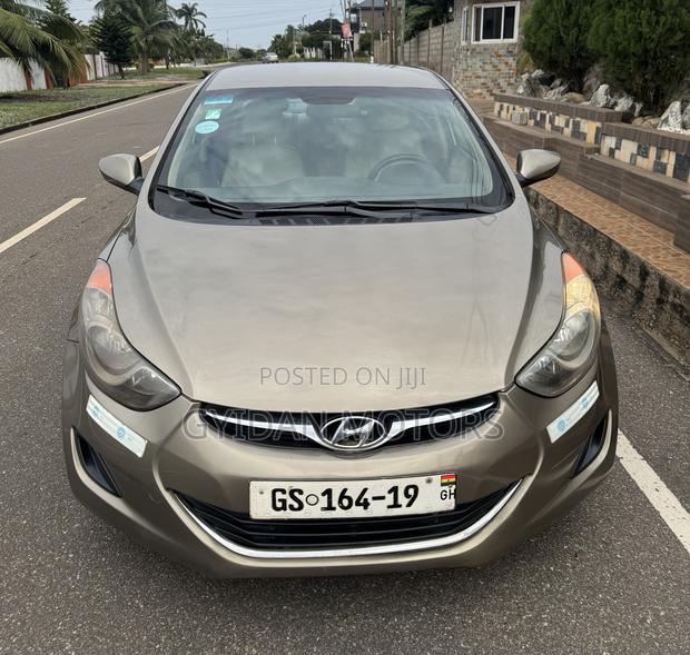 Hyundai Elantra 2013 Gray