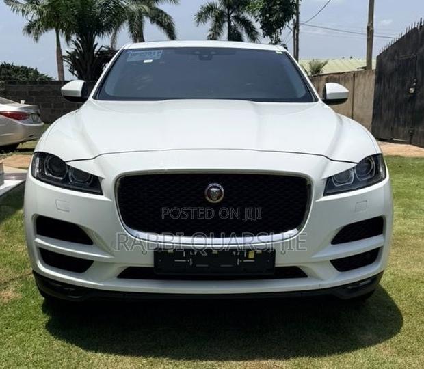 Jaguar F-Pace 35t Prestige 2017 White
