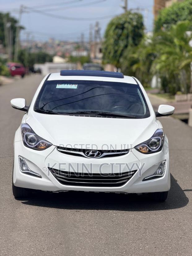 Hyundai Elantra 2016 White