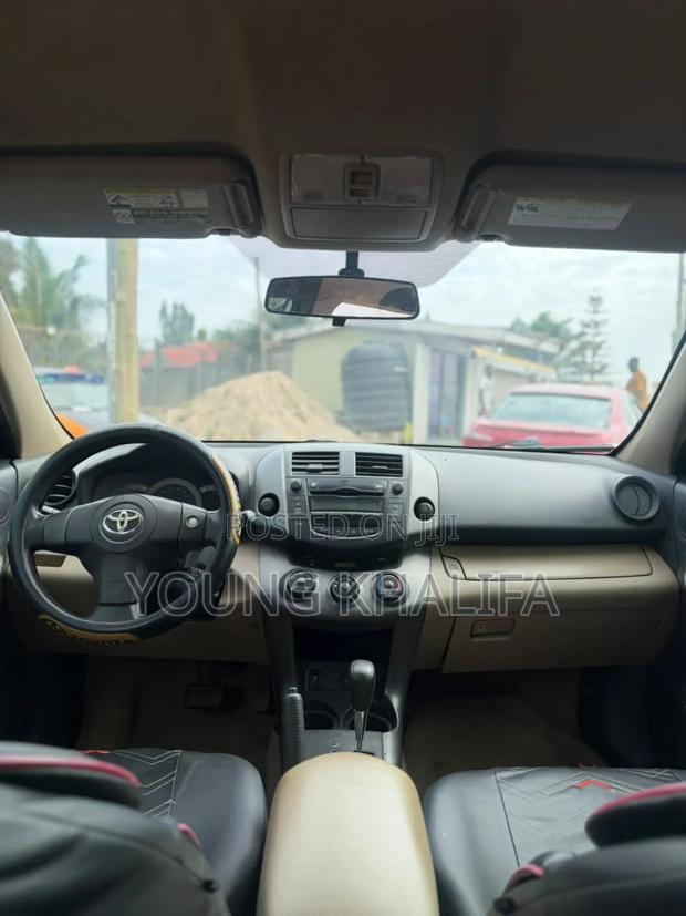 Toyota RAV4 2012 White