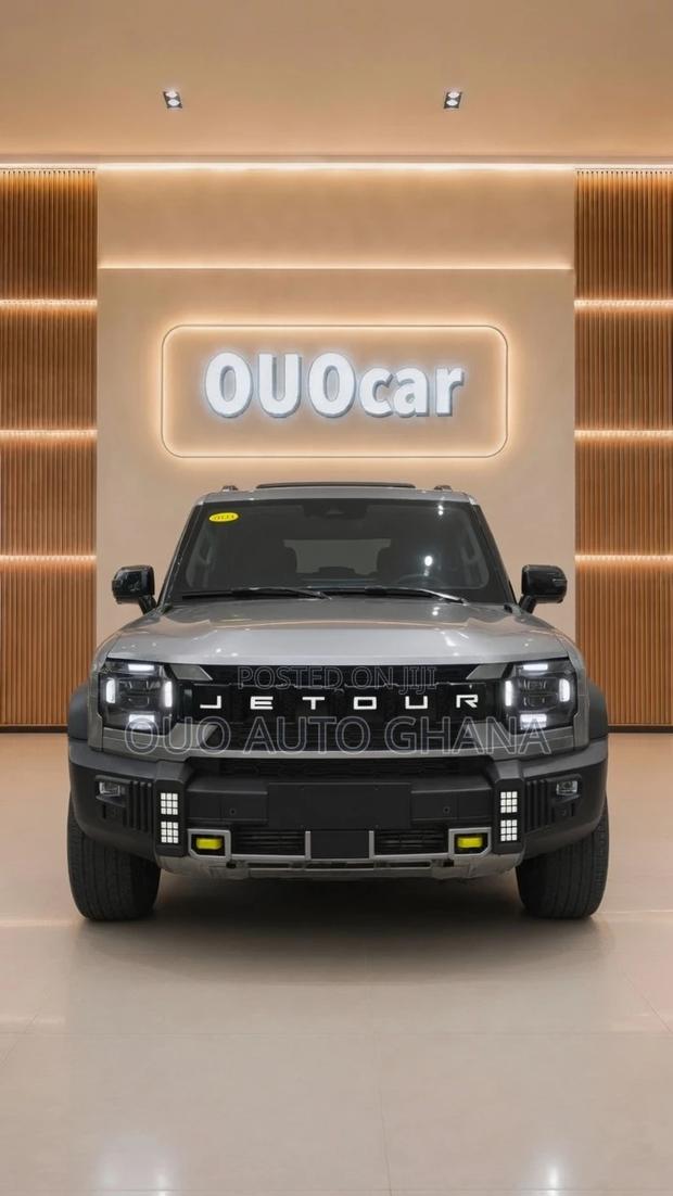 Jetour T2 2.0 Petrol AWD 2023 Silver