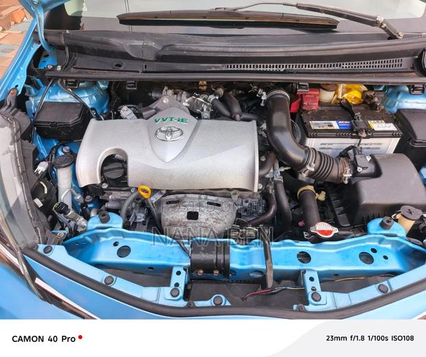 Toyota Vitz 2016 Blue