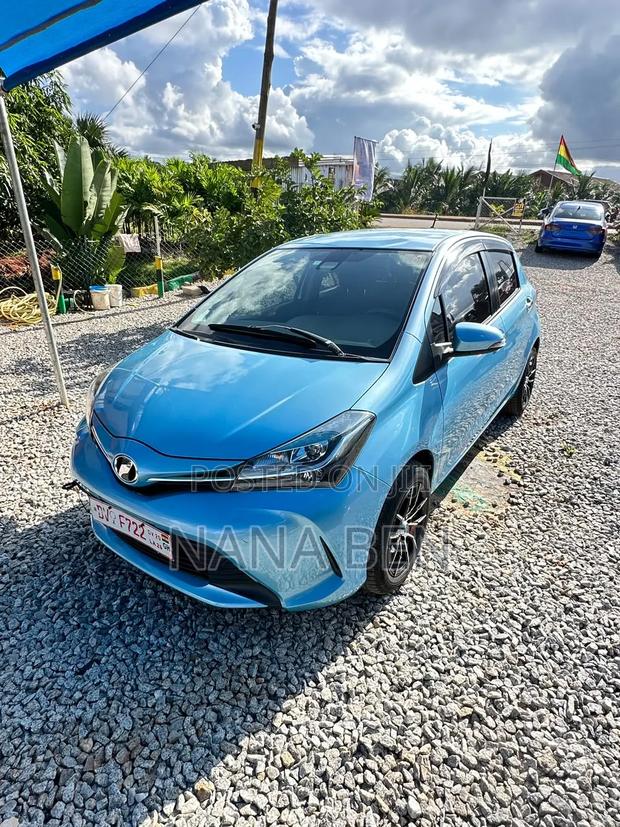 Toyota Vitz 2016 Blue