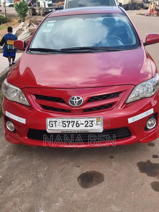 Toyota Corolla 2013 Red