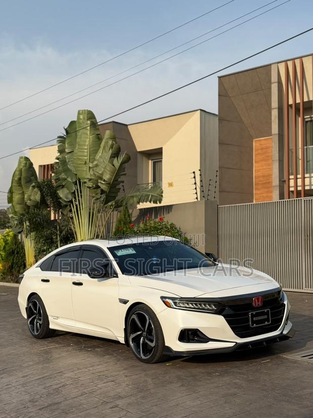 Honda Accord Sport 2.0T 2021 White