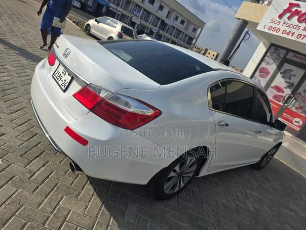 Honda Accord Sport 4dr Sedan (2.4L 4cyl CVT) 2015 White