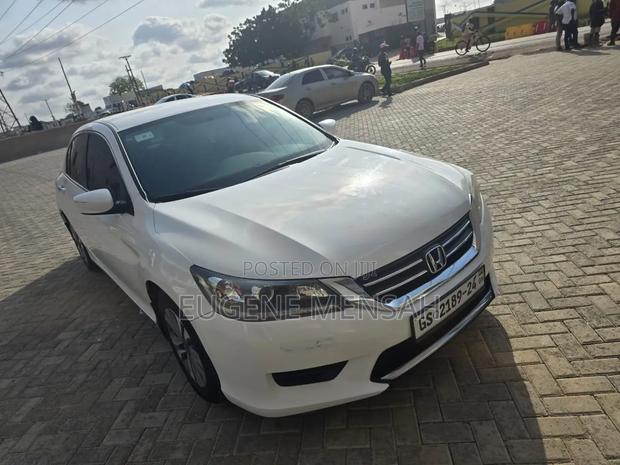 Honda Accord Sport 4dr Sedan (2.4L 4cyl CVT) 2015 White
