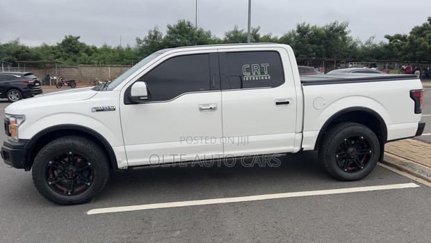 Ford F-150 Limited 4x4 SuperCrew Cab Styleside 5.5 ft. box 145 in. WB