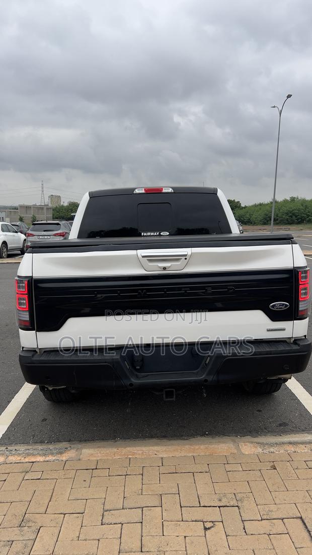 Ford F-150 Limited 4x4 SuperCrew Cab Styleside 5.5 ft. box 145 in. WB